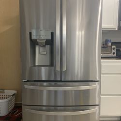 LG refrigerator 
