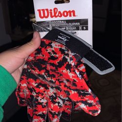 Wilson Football Super Grip Gloves