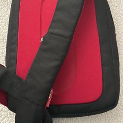 Belkin Core Laptop Sling Padded Backpack
