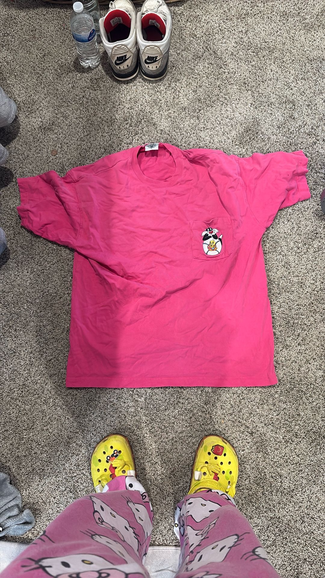 medium looney toons shirt