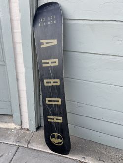 Nidecker The smoke Snowboard With 760 Bindings Complete