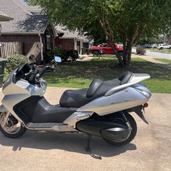 2004 Honda Silver Wing