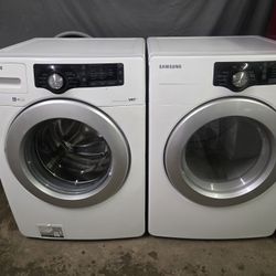 Nice Clean Stackable Samsung Washer Dryer