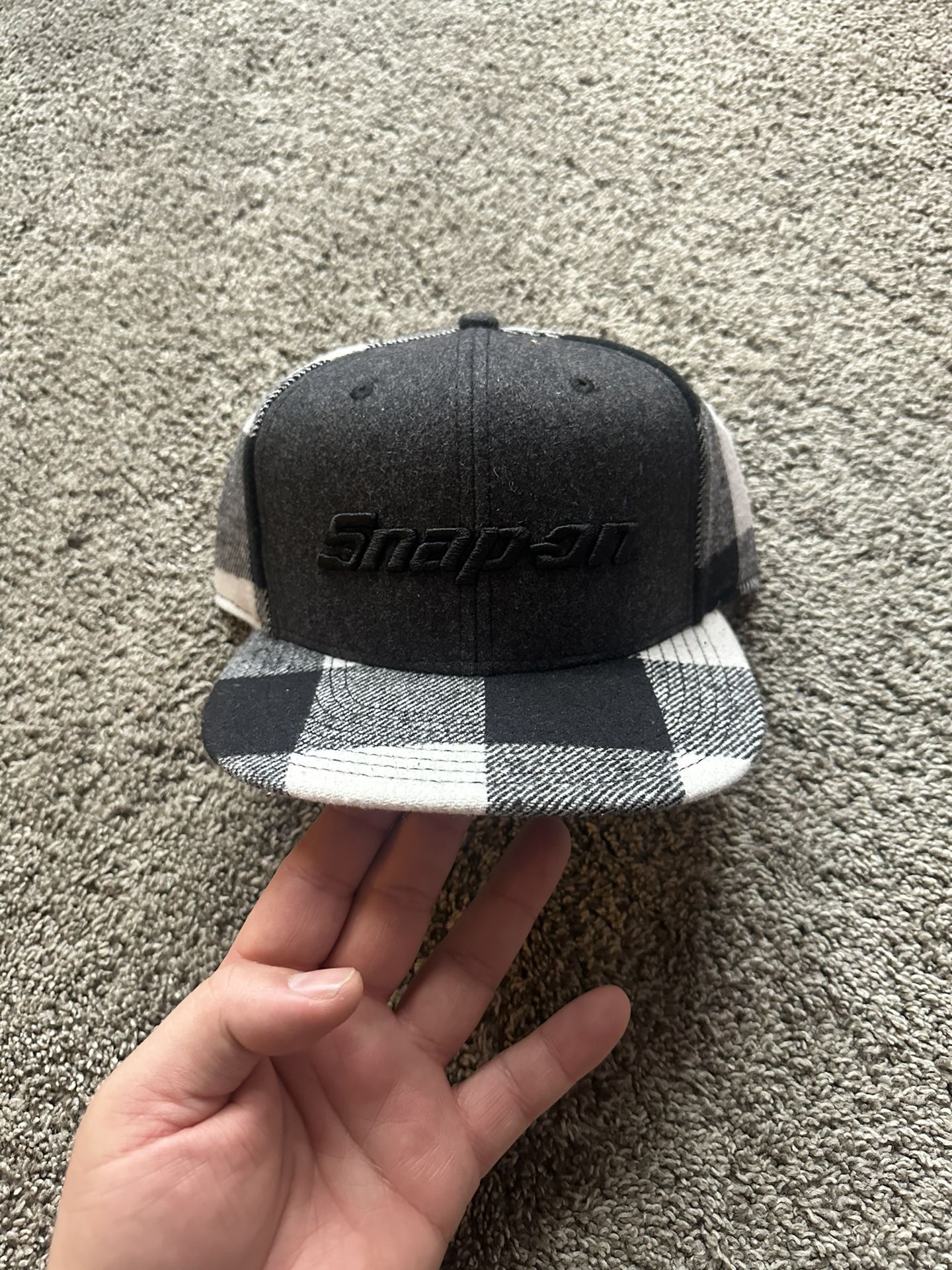 Snap-on tools snap back hat 