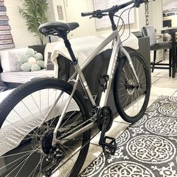 Trek Verve 3 Gen 4 Large/700 