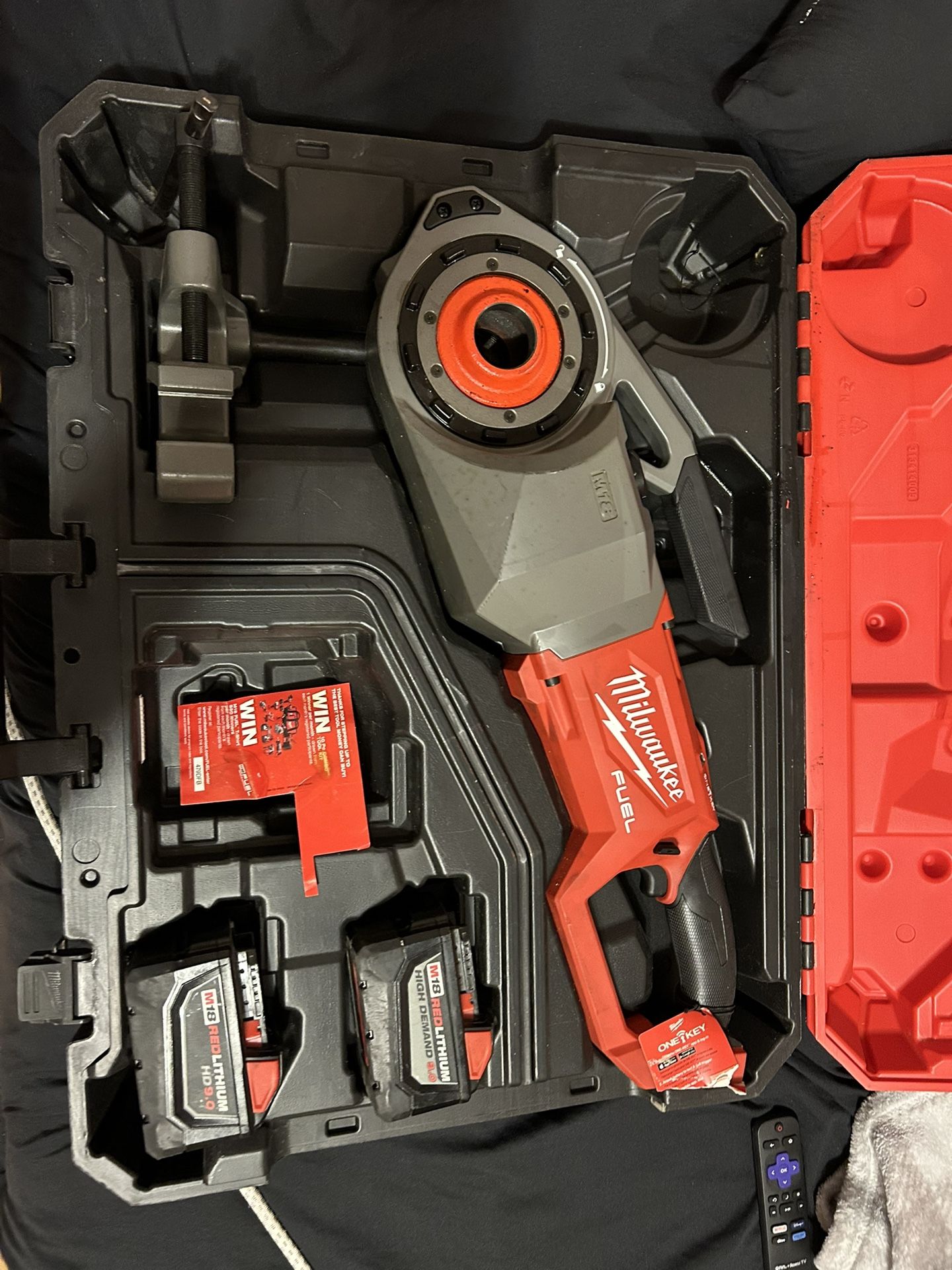 Milwaukee Pipe Threader