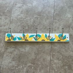 Sunflower Hat & Scarf Rack