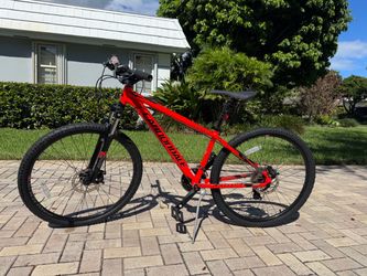 Cannondale Catalyst Bike with LED lights