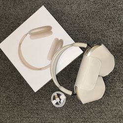 Airpod Max headphones