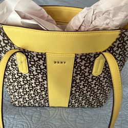 DKNY Noho Logo Print Tote Bag - pineapple yellow - NWOT