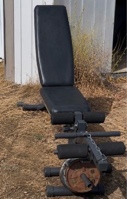 Adjustable Weight Bench with Leg Developer