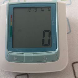 Monitor Digital de Presion Arterial Semiautomático. 