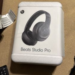 Beats Studio Pro 