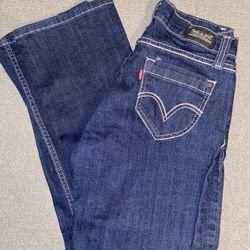 Women’s LEVIS 27” Waist Curvy Boot Jeans