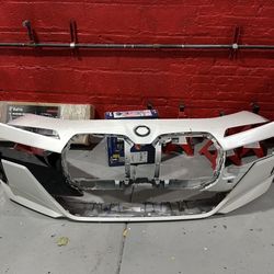 BMW 7-SERIES G70 2024 FRONT BUMPER COVER OEM