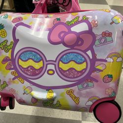 Hello Kitty Luggage 