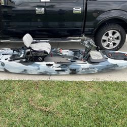 Feel Free Lure 13.5 Pedal Drive Fishing Kayak