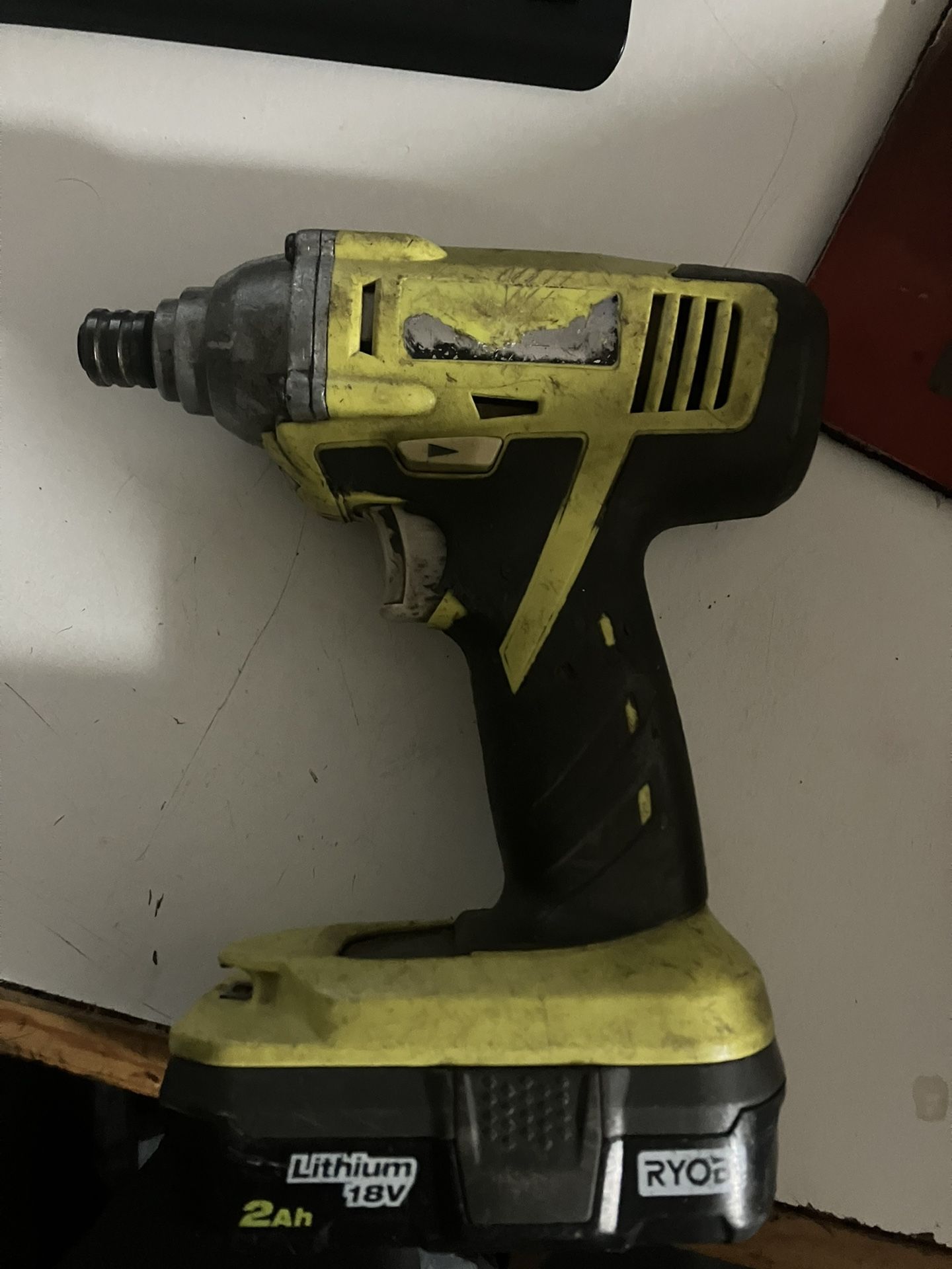 RYOBI IMPACT DRILL & BATTERY