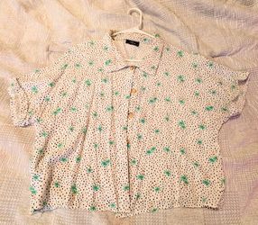 Juniors Button Down Retro Hawaiian Tee