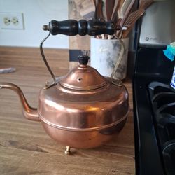 Copper Tea Pot  Vintage