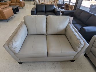 Bergamo Cream Loveseat