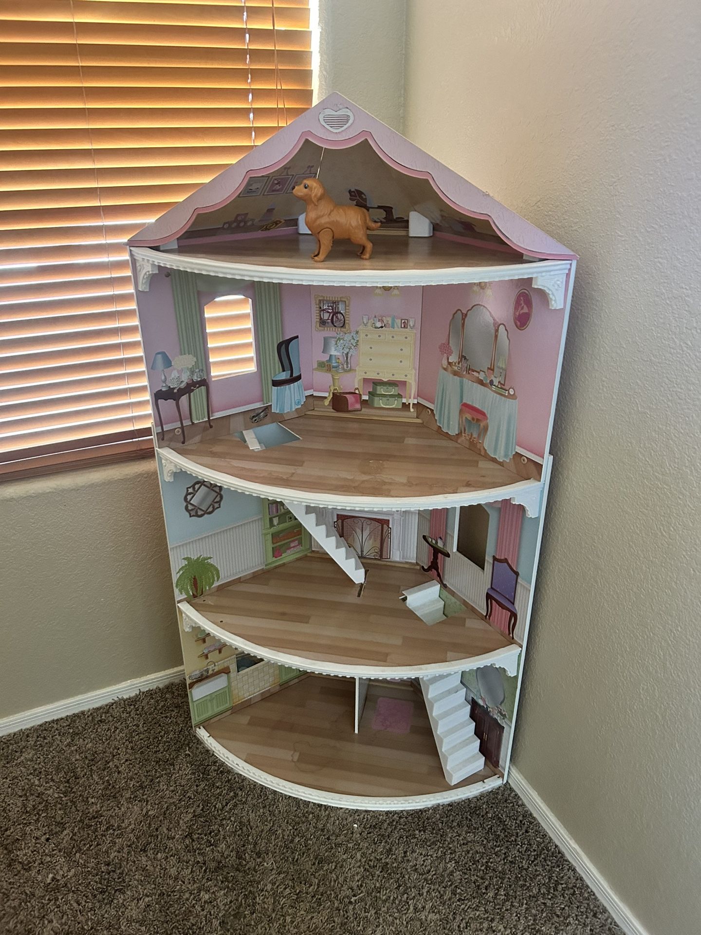 4 Ft Doll House 