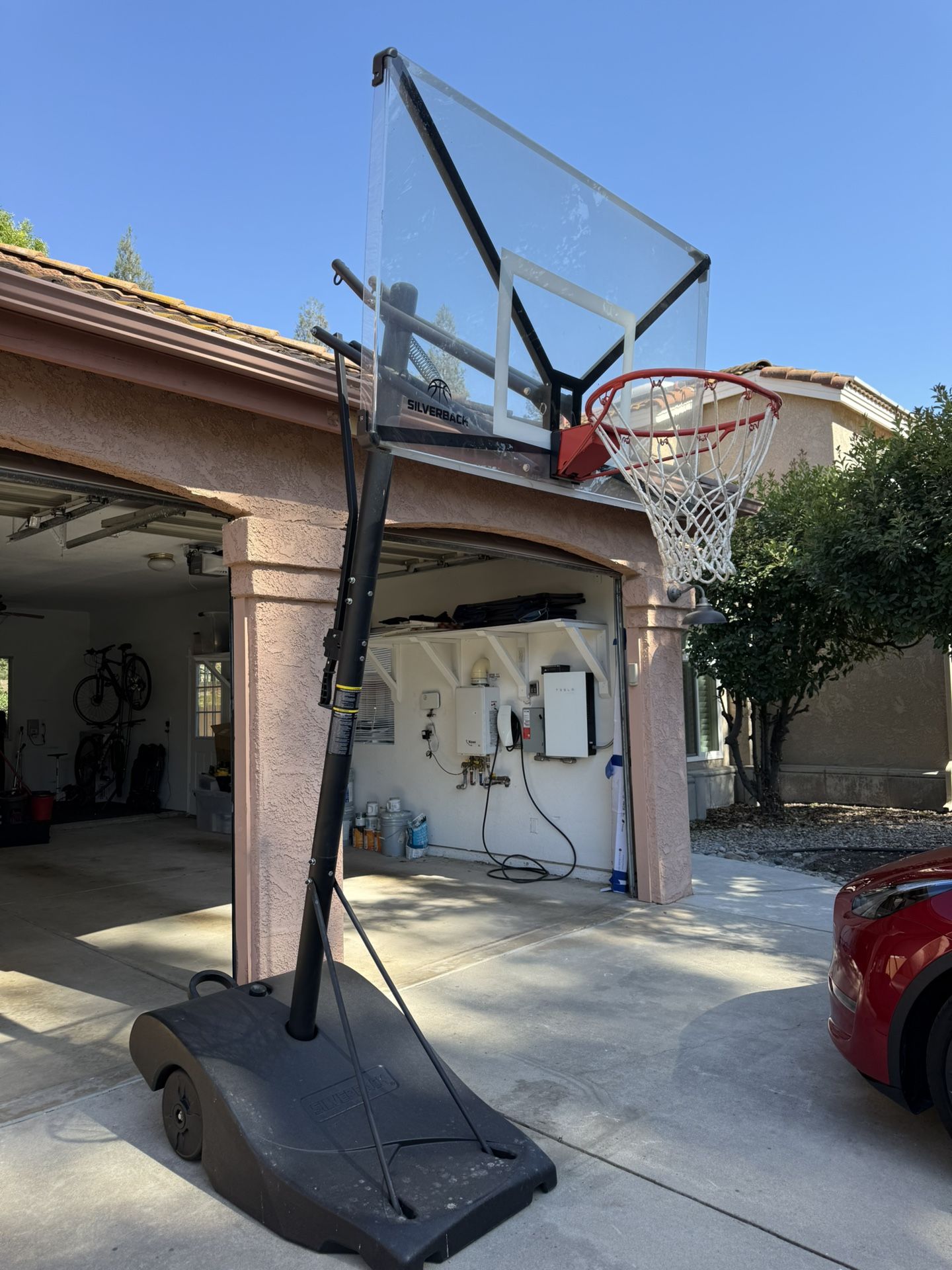 Gorilla Basketball Hoop