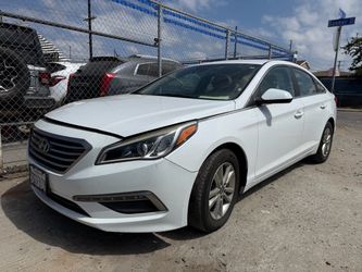 2015 Hyundai Sonata part out
