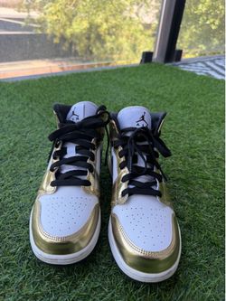 Nike Air Jordan 1 Mid GS Metallic Gold Black White Youth Size 7Y