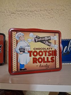 Tootsie Roll lunchbox
