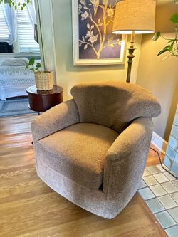 Swivel Barrel Glider