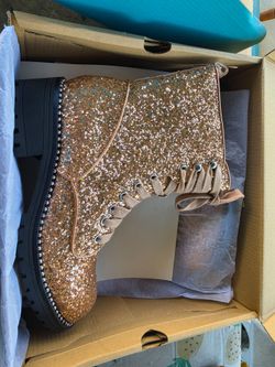 Lots of brand news women's shoes