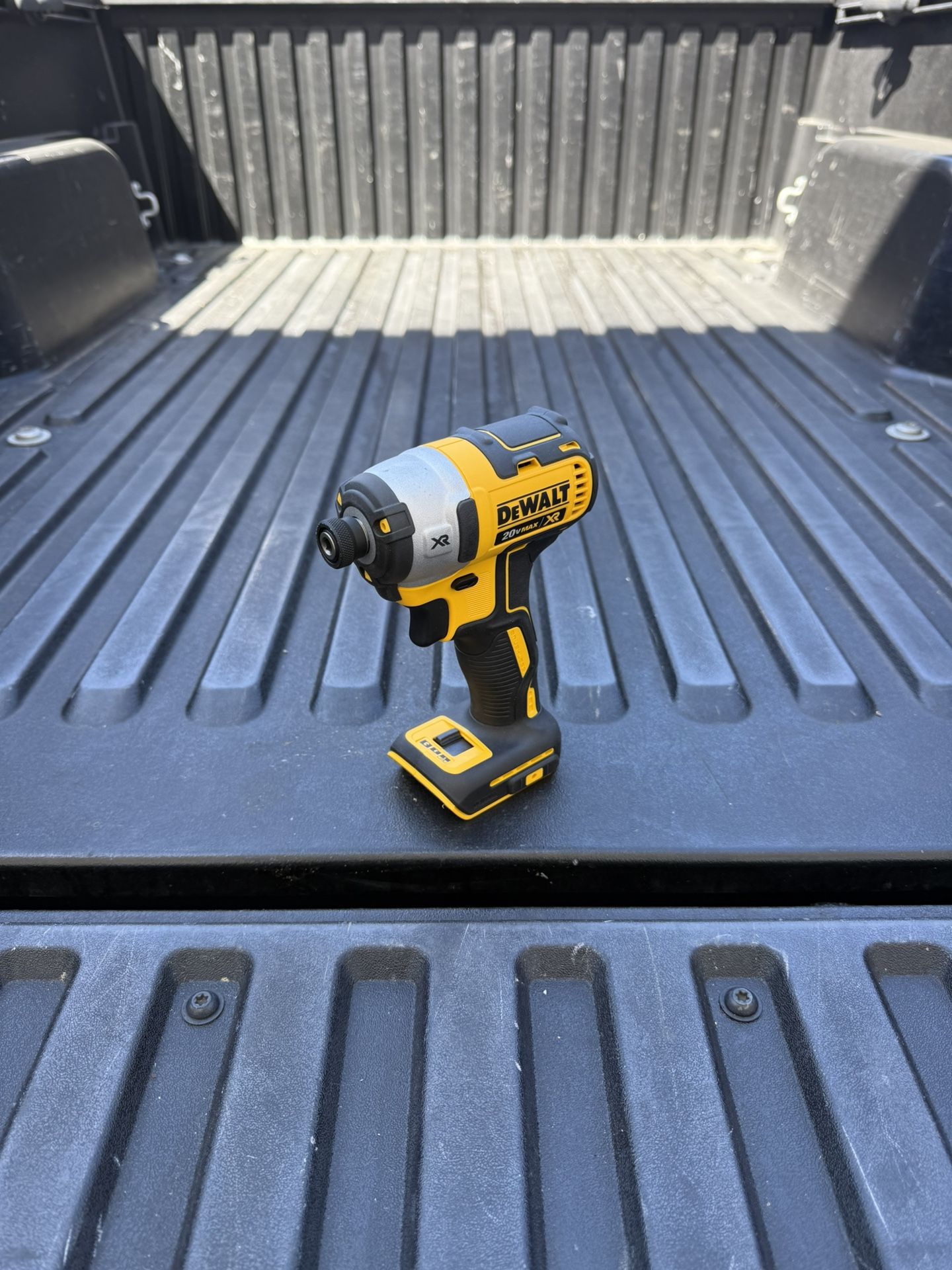 DEWALT 20V MAX XR Cordless Brushless 3-Speed 1/4 in. Impact Driver (Tool Only)