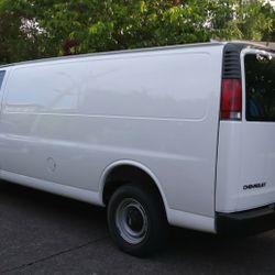 2002 Chevrolet Express