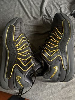 KD 17s Men Size 12