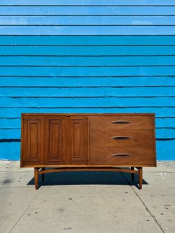 1960’s walnut credenza by Broyhill Premier
