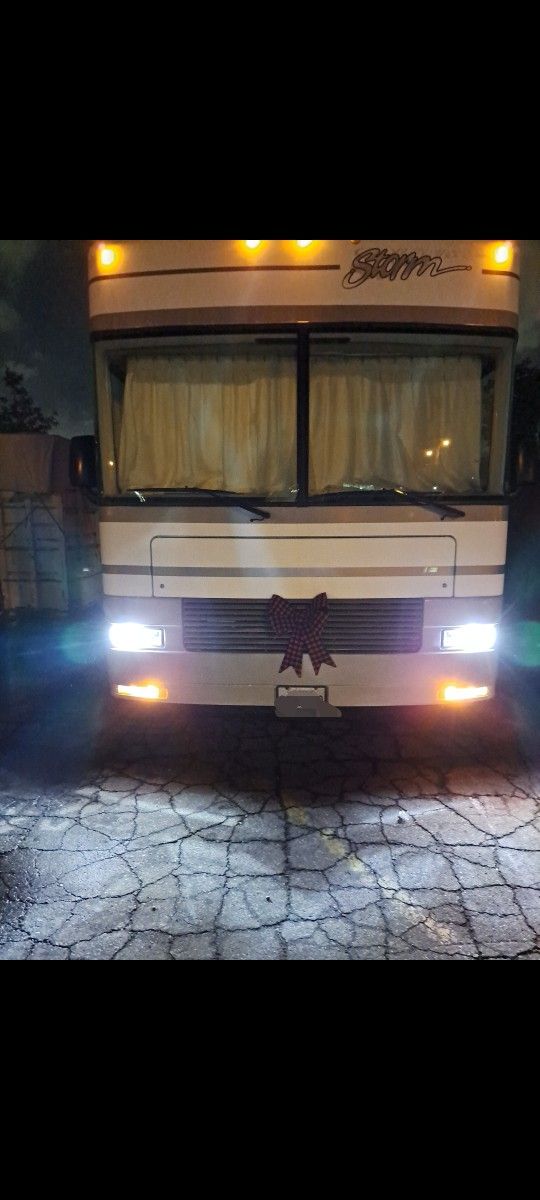 2000 FLEETWOOD