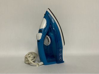 Corded Steam Iron - Black+Decker