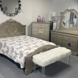 Bedroom Set