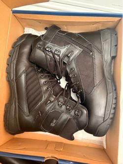 Steel toe shoes size 9.5 wide