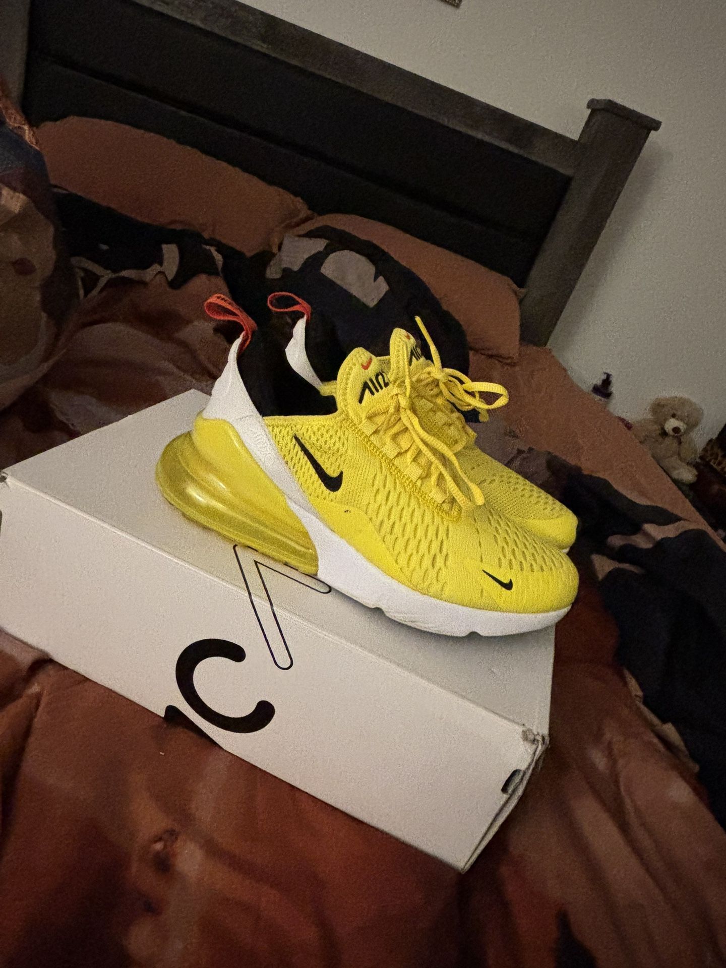 Yellow Women Air Max 270