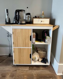 Kitchen island storage cart