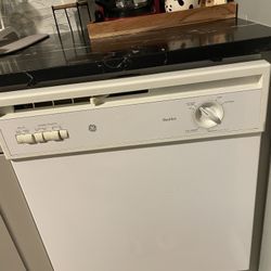 Dishwasher 