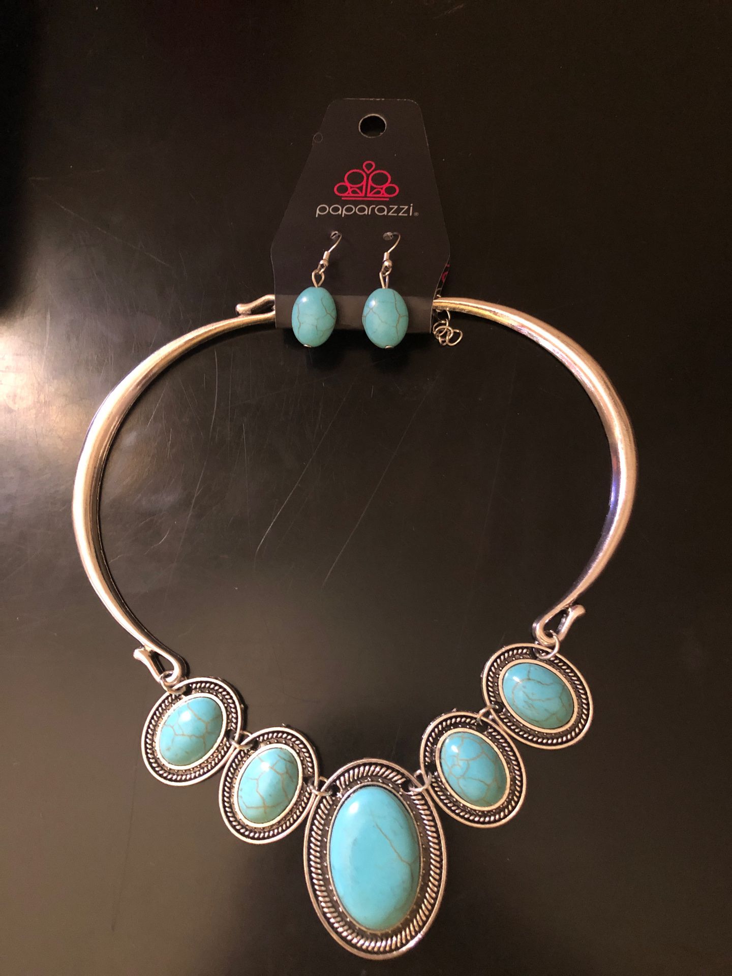 Turquoise and Silver Short Necklace