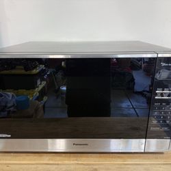 Panasonic Countertop Microwave