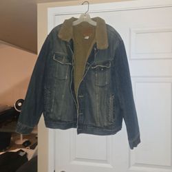 Wrangler Sherpa-Lined Denim Jacket XL