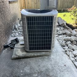 AC UNIT