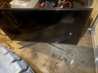 Samsung Flat Screen LED TV with Stand