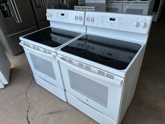 GE Electric stove 30” (1 month warranty)