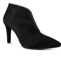 New Suede RIALTO Bootie SIZE 7